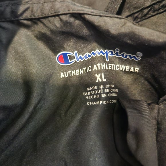 Windbreaker - Picture 2 of 3